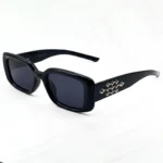 Classic Black Square Sunglasses - Image 3